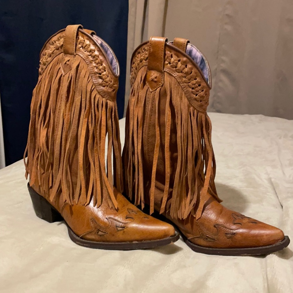 Fringe cowgirl boots